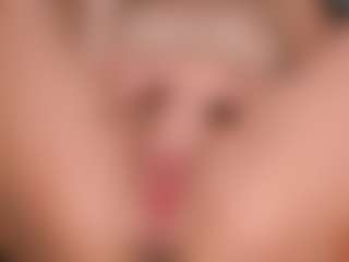 chloemoretix's Live Sex Cam Show