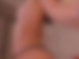 chloemoretix's Live Sex Cam Show