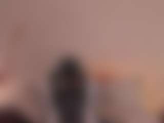 chloemoretix's Live Sex Cam Show