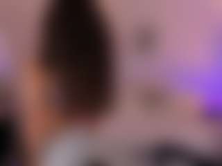 Live cam show with chloemoretix - Skinny on Camsoda
