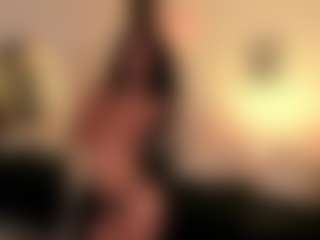 chloemoretix's Live Sex Cam Show