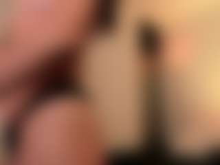 chloemoretix's Live Sex Cam Show