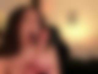 chloemoretix's Live Sex Cam Show