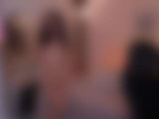 chloemoretix's Live Sex Cam Show