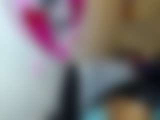 Miss-kendraa MILF webcam performer live streaming