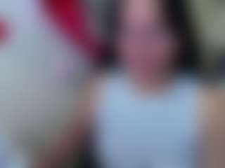 Live cam show with Miss-kendraa - Mature on Camsoda