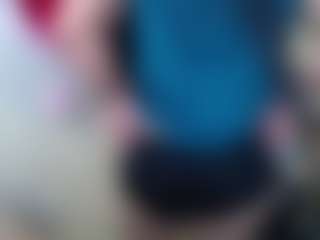 Live cam show with Miss-kendraa - Middle Aged on Camsoda