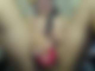 Live cam show with Miss-kendraa - Mature on liverealitysex.com