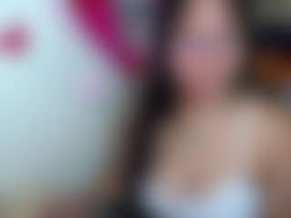 Live cam show with Miss-kendraa - Mature on milfzrlive.com