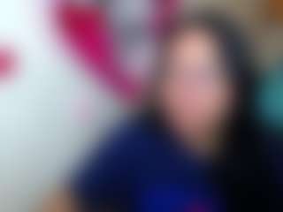 Live cam show with Miss-kendraa - Full Nudity on StripNow