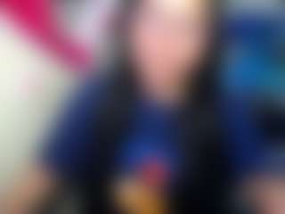 Live cam show with Miss-kendraa - Anal MILF on CamClone