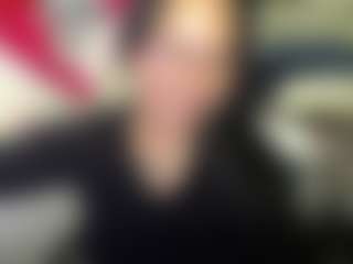 Live cam show with Miss-kendraa - BBW on friskycurves.com