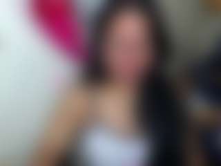Live cam show with Miss-kendraa - Fingering MILF on eurowanks.com