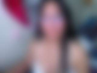 Live cam show with Miss-kendraa - Striptease MILF on mypornchat.com