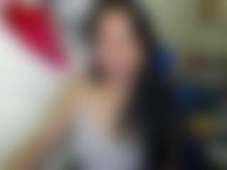 Live cam show with Miss-kendraa - White Curvy on CamClone | colombia