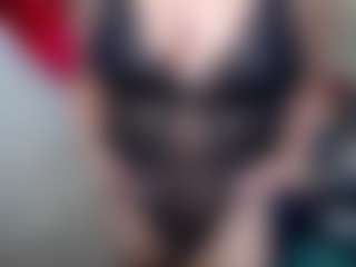 Live cam show with Miss-kendraa - Fingering on PervPlay.com