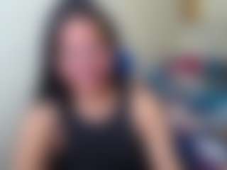 Live cam show with Miss-kendraa - Fingering MILF on livesuperchat.net
