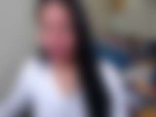 Live cam show with Miss-kendraa - Striptease MILF on sexylive.show