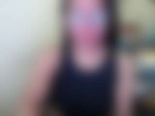 Live cam show with Miss-kendraa - Lovense Middle Aged on Camsoda