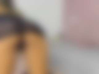 Live cam show with Sharithasm - Foot Fetish on Camsoda