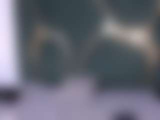 Live cam show with Sharithasm - Skinny MILF on chickslive.net