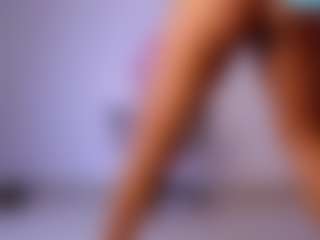 Live cam show with Sharithasm - Striptease MILF on Milfs Live