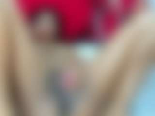 Live cam show with Sharithasm - Skinny MILF on Nude Live Now