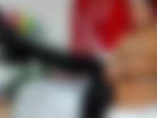Live cam show with Sharithasm - Camel Toe on SpunkLive