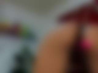 Live cam show with Sharithasm - Interactivetoy on Camming Site