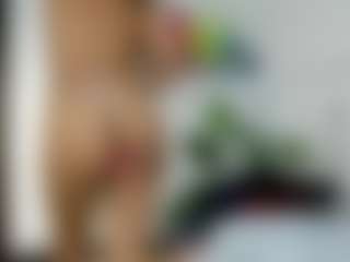Live cam show with Sharithasm - Brown Hair on madthumbs
