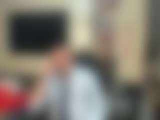 Live cam show with spartacusTelephone - Facial on CamwithHer