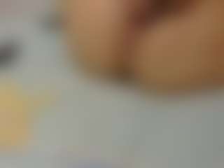 luna-summer's Live Sex Cam Show