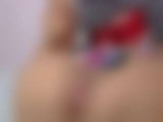 luna-summer's Live Sex Cam Show
