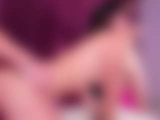 Live cam show with Red point X - Teen (18+) on Camsoda