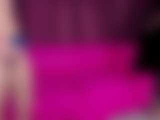 Live cam show with Red point X - Facial Piercings on Camsoda