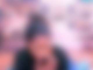 Live cam show with Crissy - Moaning on Soda Cam