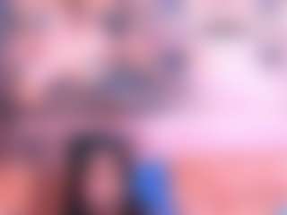 Live cam show with Crissy - Moaning on liverealitysex.com