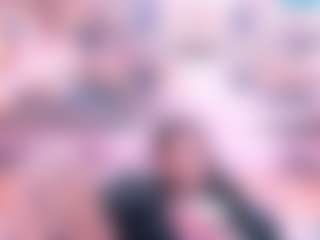 Live cam show with Crissy - Moaning on xDating