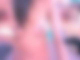 Live cam show with Crissy - Lingerie on Livezox