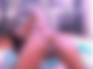Live cam show with Crissy - Smoking on CamwithHer