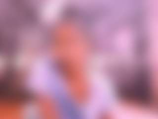 Live cam show with Crissy - Trimmed Arab on Big Tits