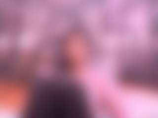 Live cam show with Crissy - Deepthroat on Camsoda