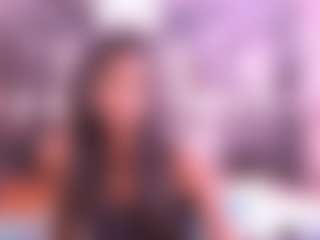 Live cam show with Crissy - Skinny on Camsoda