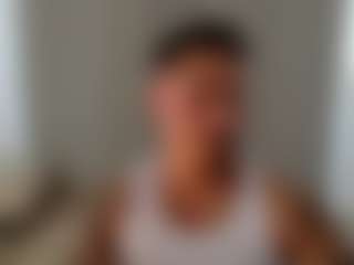 Live cam show with MasterLukas - Muscular on madthumbs