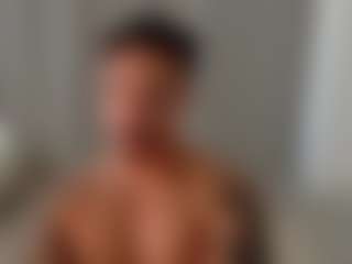 Live cam show with MasterLukas - Tease on Camsoda