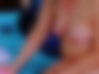 kataleya-1Windmill MILF webcam performer live streaming