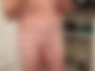Goldie's Live Sex Cam Show