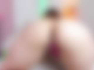 Live cam show with miia-gold - Natural on googirlz