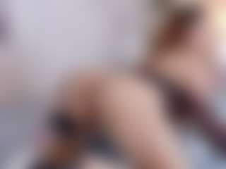 miia-gold's Live Sex Cam Show