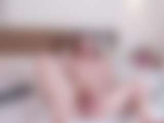 miia-gold's Live Sex Cam Show